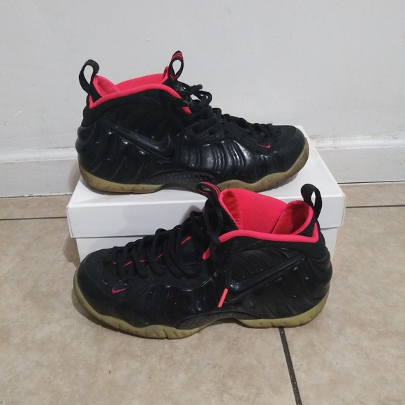 Nike Other - Nike Yezzy Foamposite⚫🔴